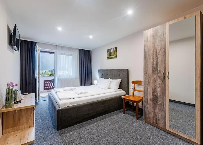 Ardo And Restaurant Hotel 2*